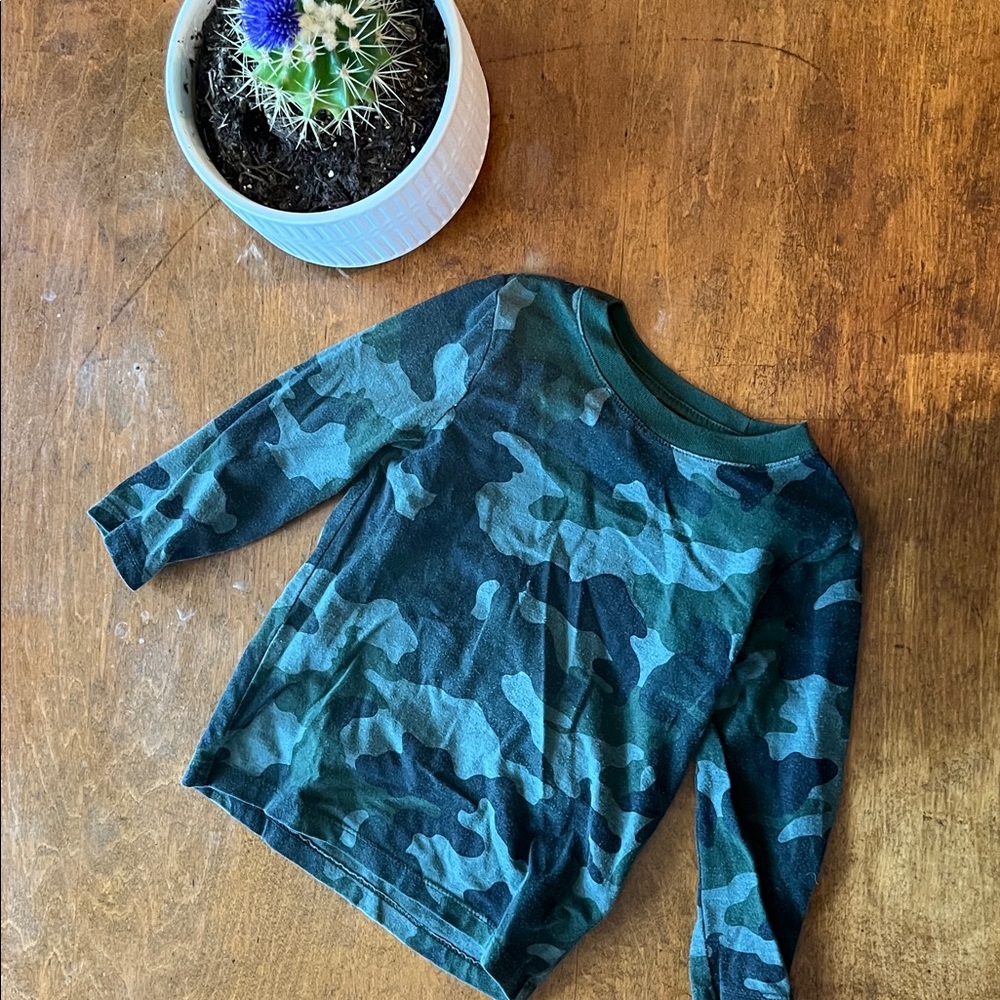 Cat & Jack Camo Long Sleeve Tee 2T Toddler Boys Camouflage Shirt